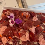 L’image actuelle n’a pas de texte alternatif. Le nom du fichier est : charcuterie-iberique-excellence-noblesse-et-saveurs-d-exception.webp